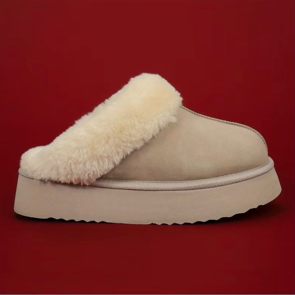 Cozy Chestnut Women's Platform Slippers New Boutique Comfy Soft Faux Fur - Picture 2 of 9